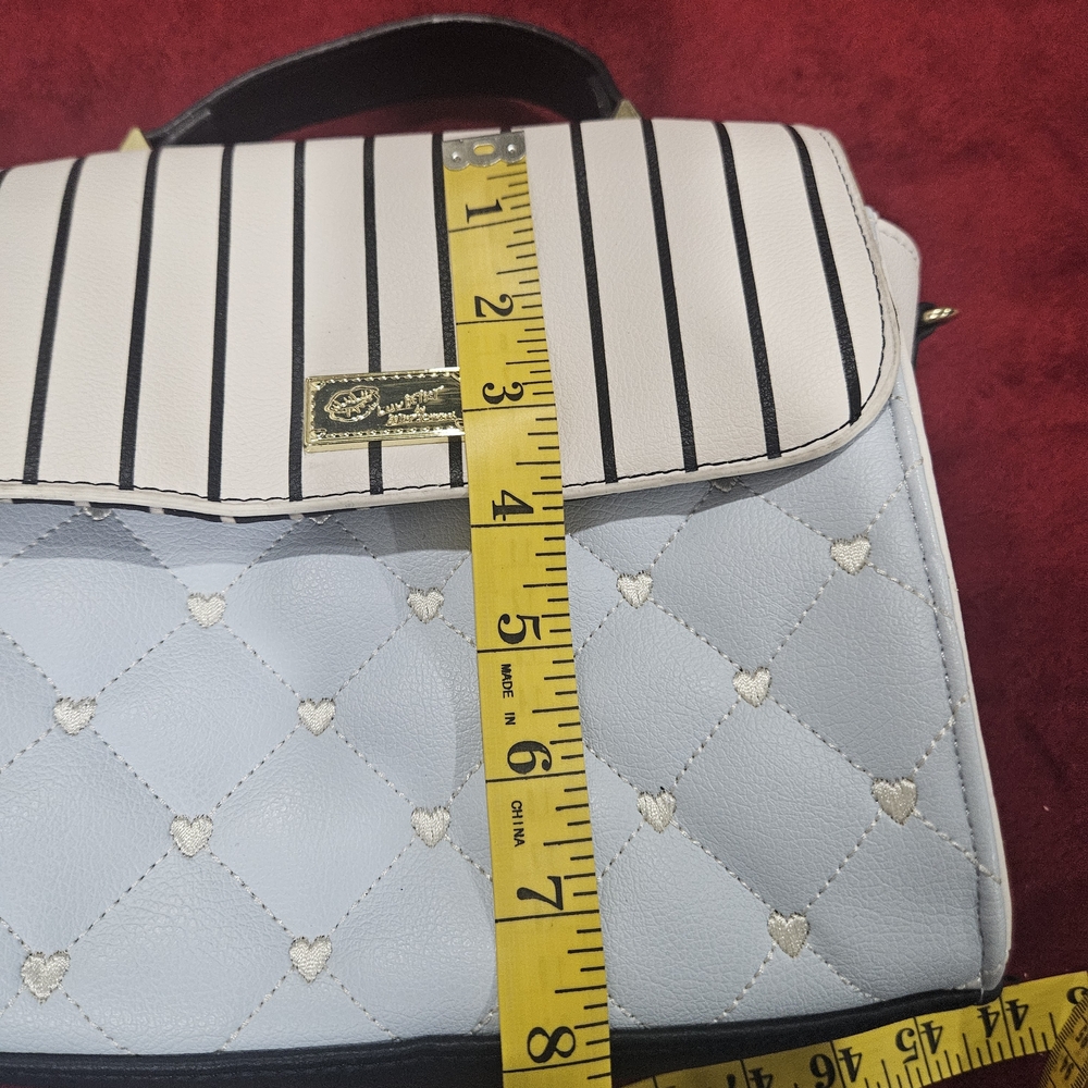 Luv Betsey by Betsey Johnson LBADDY Blue and black quilted crossbody - Picture 6 of 9